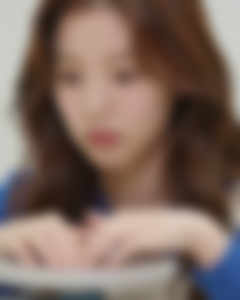 Sienna Lee 잠금 화보 블러 미리보기